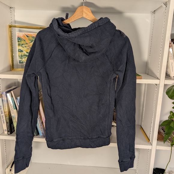 Y2K Hollister Women's Hoodie Navy Blue Vintage Pullover Size Medium 2000s - Picture 5 of 6